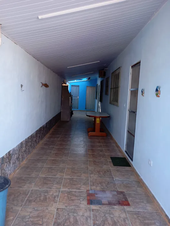Corredor interno da casa.